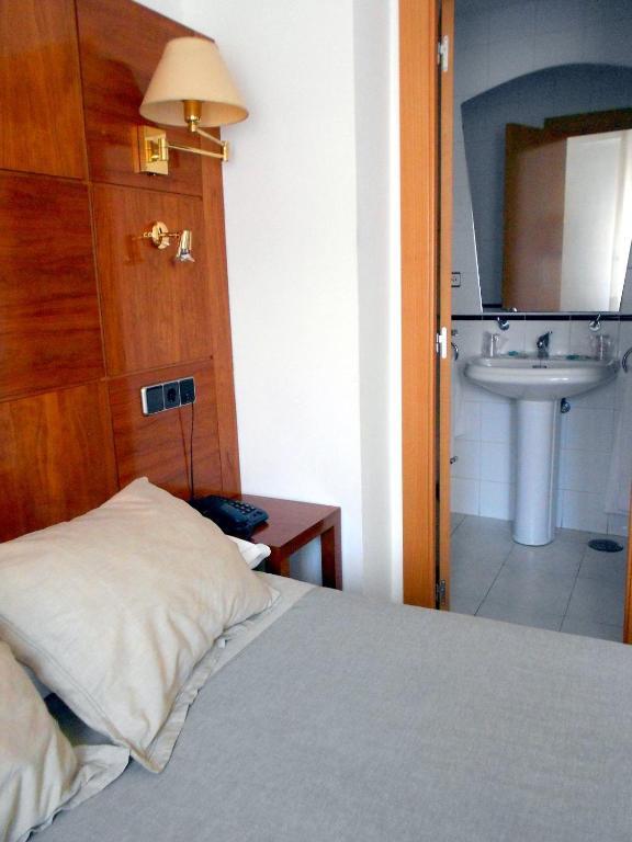 Hotel Trefacio Zamora Chambre photo